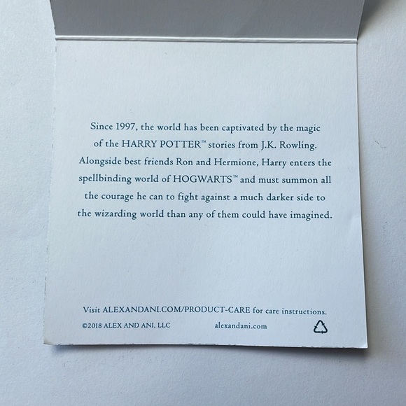 Alex and Ani: Harry Potter Sorting Hat Gold - Picture 4 of 7